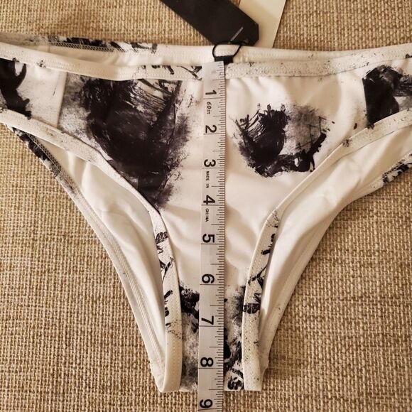 Tavik Jayden Full Coverage Bikini Bottom sz Med - Picture 7 of 13